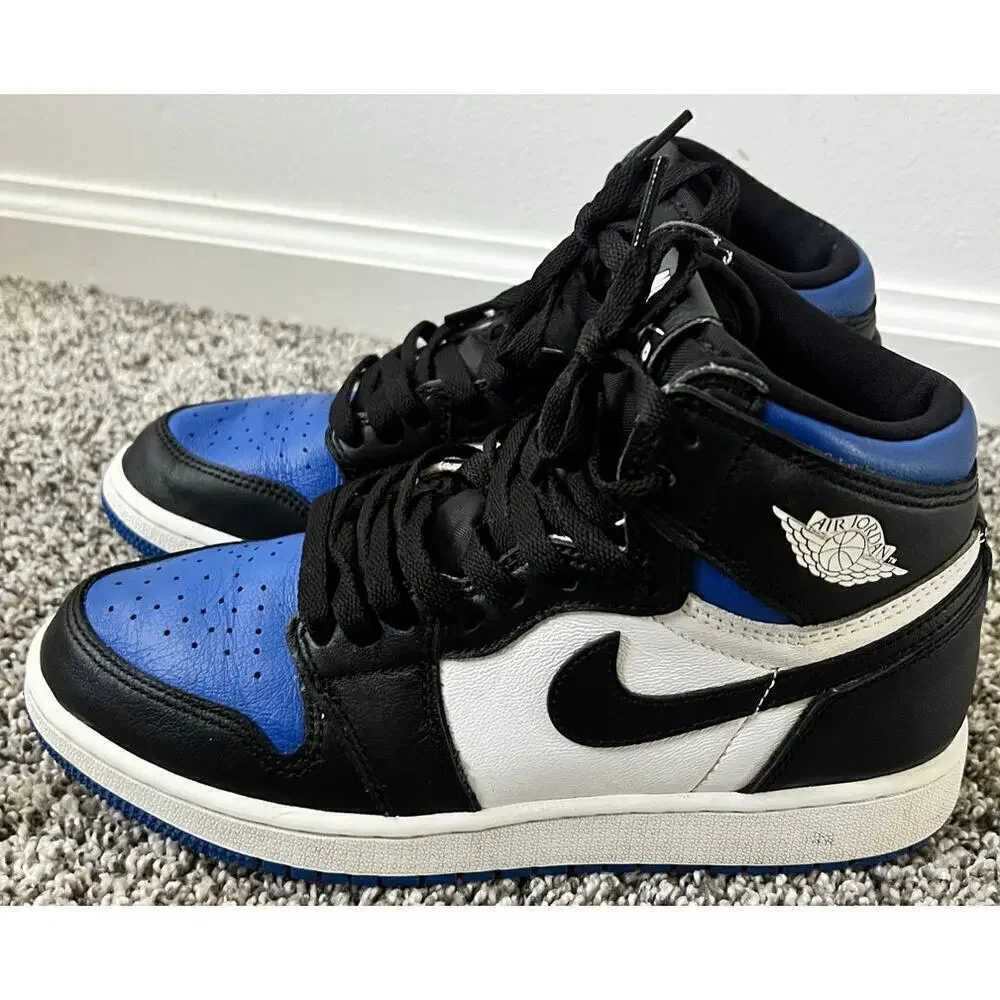 Air Jordan 1 Retro High youth size 5 'royal toe'